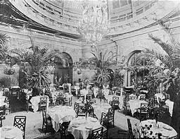 5thAve_WaldorfAstoria_Interior_PalmGarden_1902